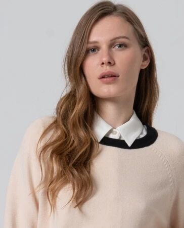 Pull � col rond avec contrastes de couleur Beige