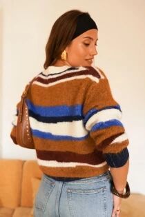 Pull ample &agrave; larges rayures camel, bleu et &eacute;cru