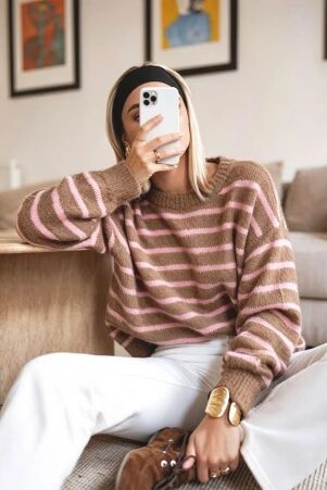 Pull ample ray� taupe et rose