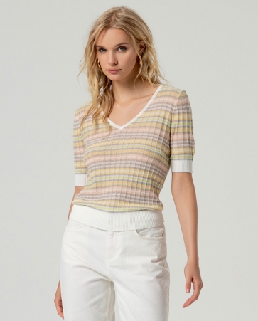 Pull col en V ray� brut