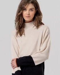 Pull col montant contrast&eacute; Crudo