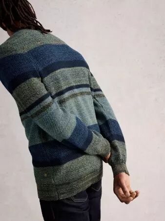 Pull twisted colors