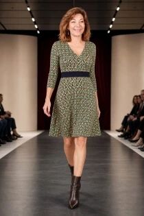 Robe Cantik Burberry