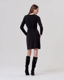 Robe ceintur&eacute;e Negro