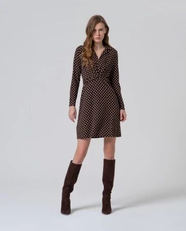 Robe longue midi avec encolure en V et fronces Noir