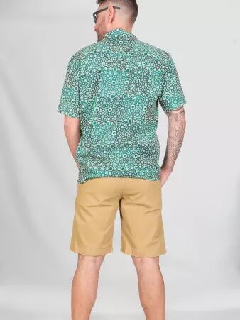 Short optimist brun