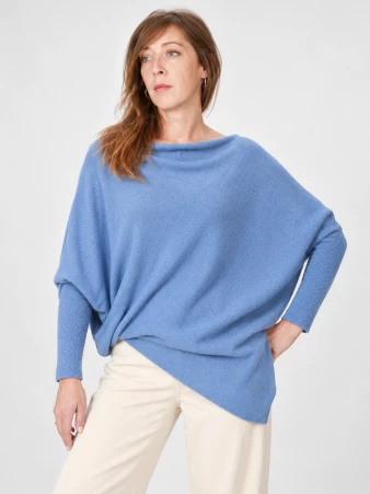 Sweat asymetrique touch� cachemire bleu glacier