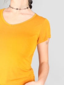 T-shirt basic col V Moutarde