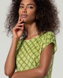 T-shirt sans manches col bateau vert