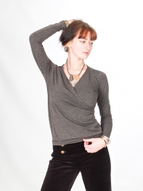 Top cache coeur gris chine