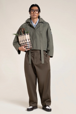 Trench court � capuche et lani�res longues Tuileries kaki